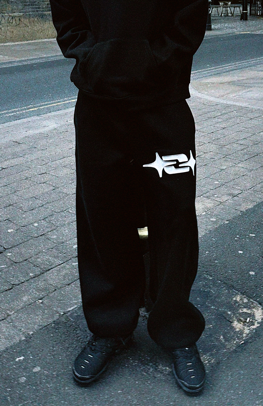 A OG BLACK JOGGER