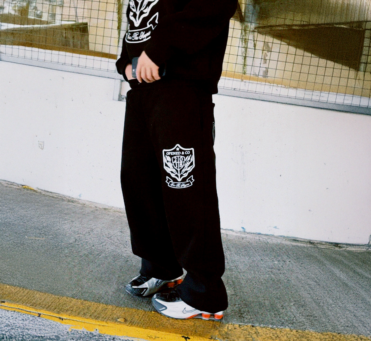 2018 BLACK JOGGERS