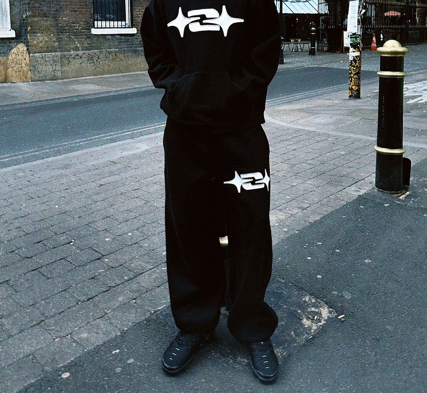 A OG BLACK JOGGER